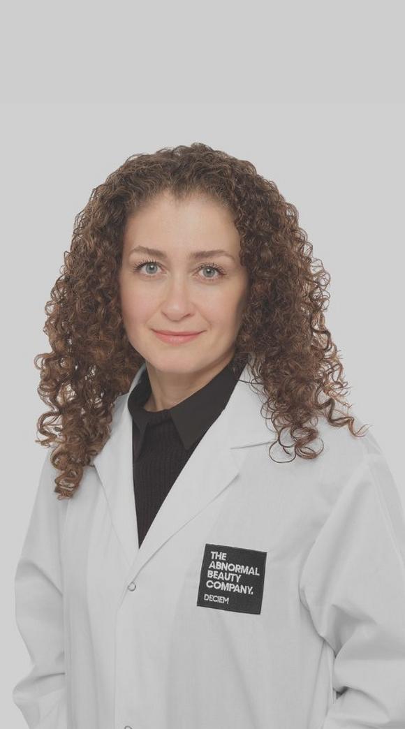 Dina Nicole — Vice President, Scientific